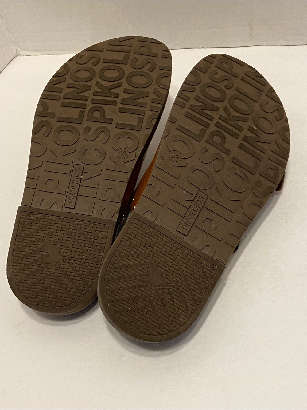 Pikolinos Aitana Brandy leather flat sandals, buckle rivet detail Size 7.5 / 8 - Picture 11 of 13